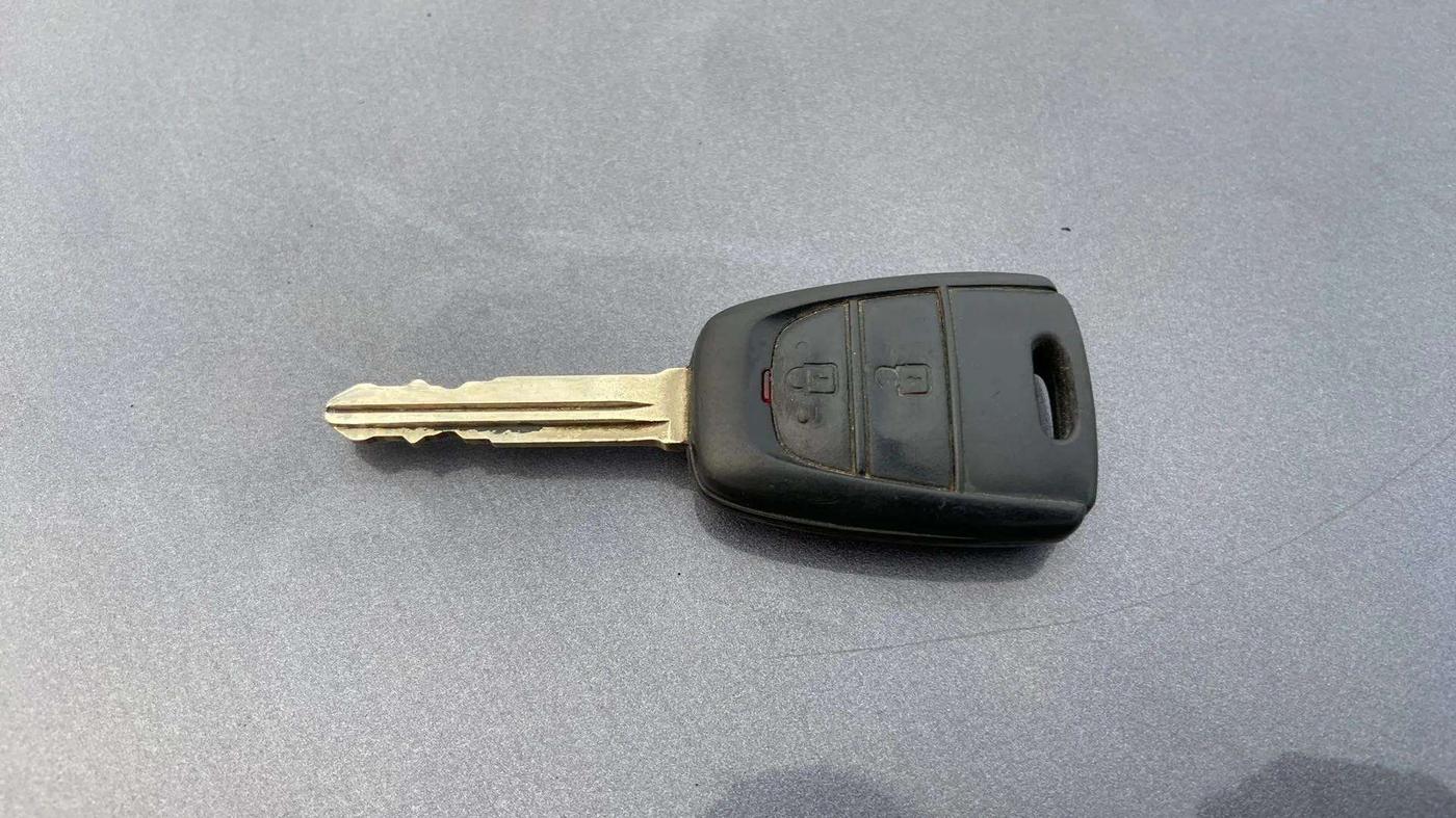 2018 Hyundai Grand i10 SPORTZ AT 1.2 KAPPA VTVT, Petrol, Automatic, 41,083 km, Key Close Up