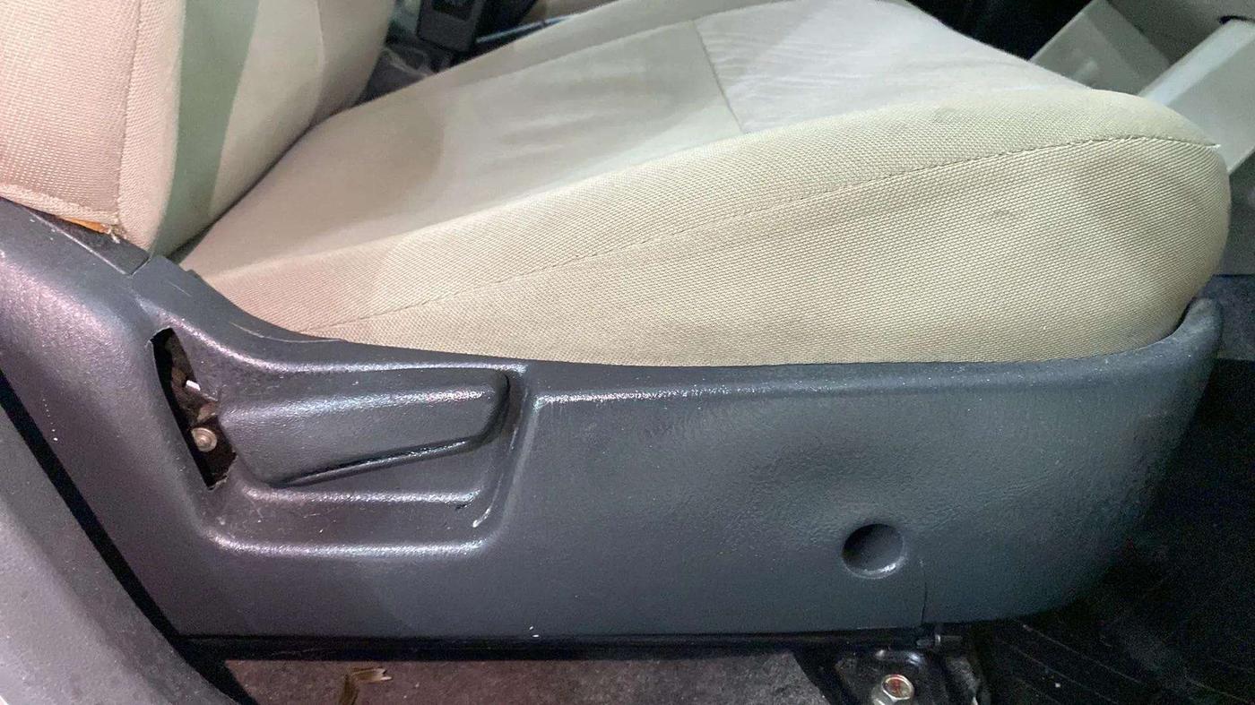 2017 Maruti Alto K10 VXI (O), Petrol, Manual, 14,176 km, Driver Side Adjustment Panel
