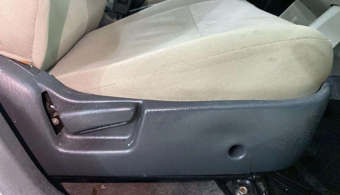 2017 Maruti Alto K10 VXI (O), Petrol, Manual, 14,176 km, Driver Side Adjustment Panel