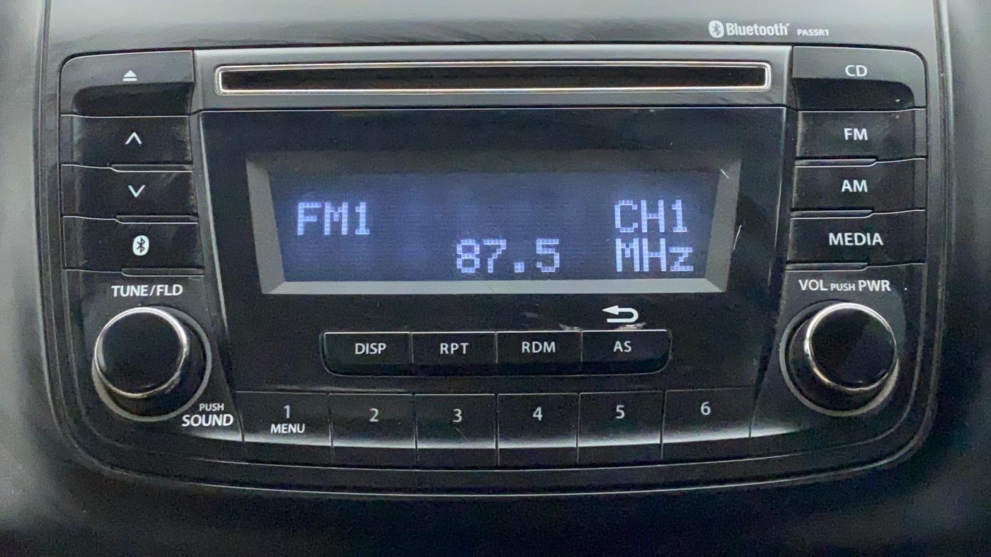 2017 Maruti Dzire VDI, Diesel, Manual, 71,242 km, Infotainment System