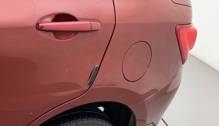 2017 Maruti Dzire VDI, Diesel, Manual, 71,242 km, Left quarter panel - Minor scratches