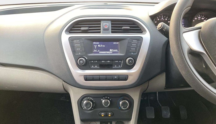 2017 Tata Tiago XT PETROL, Petrol, Manual, 50,166 km, Air Conditioner