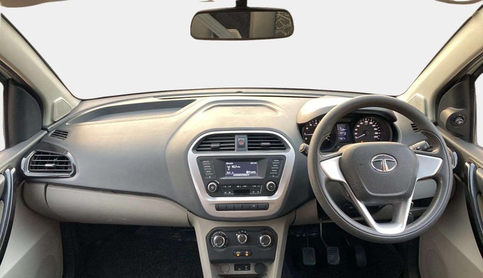 2017 Tata Tiago XT PETROL, Petrol, Manual, 50,166 km, Dashboard