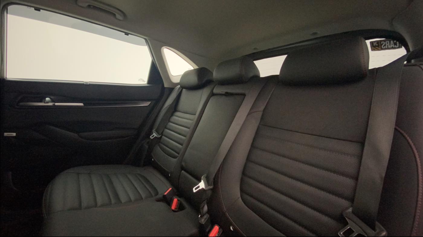 2023 KIA SELTOS  GTX PLUS 1.5 DIESEL AT, Diesel, Automatic, 10,763 km, Right Side Rear Door Cabin