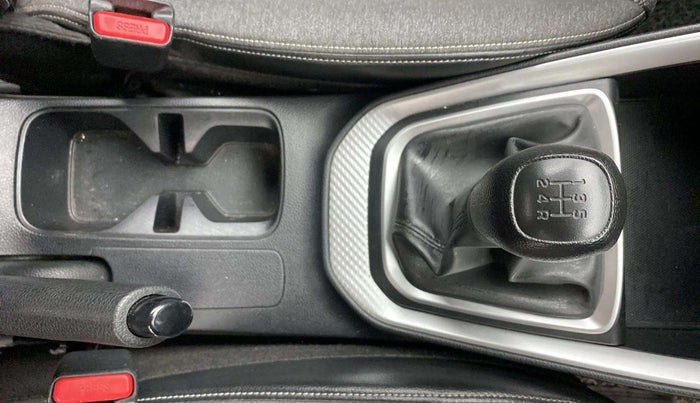 2022 KIA SONET HTK PLUS 1.2, Petrol, Manual, 29,076 km, Gear Lever