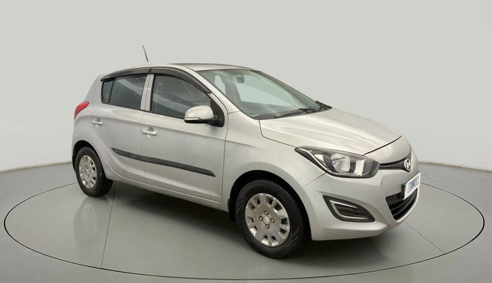 2013 Hyundai i20 MAGNA (O) 1.2, Petrol, Manual, 80,832 km, Right Front Diagonal