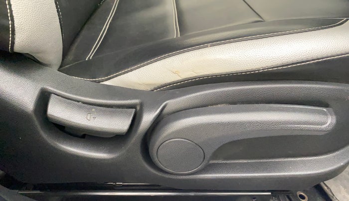 2019 Hyundai Elite i20 ASTA 1.4 CRDI (O), Diesel, Manual, 18,035 km, Driver Side Adjustment Panel