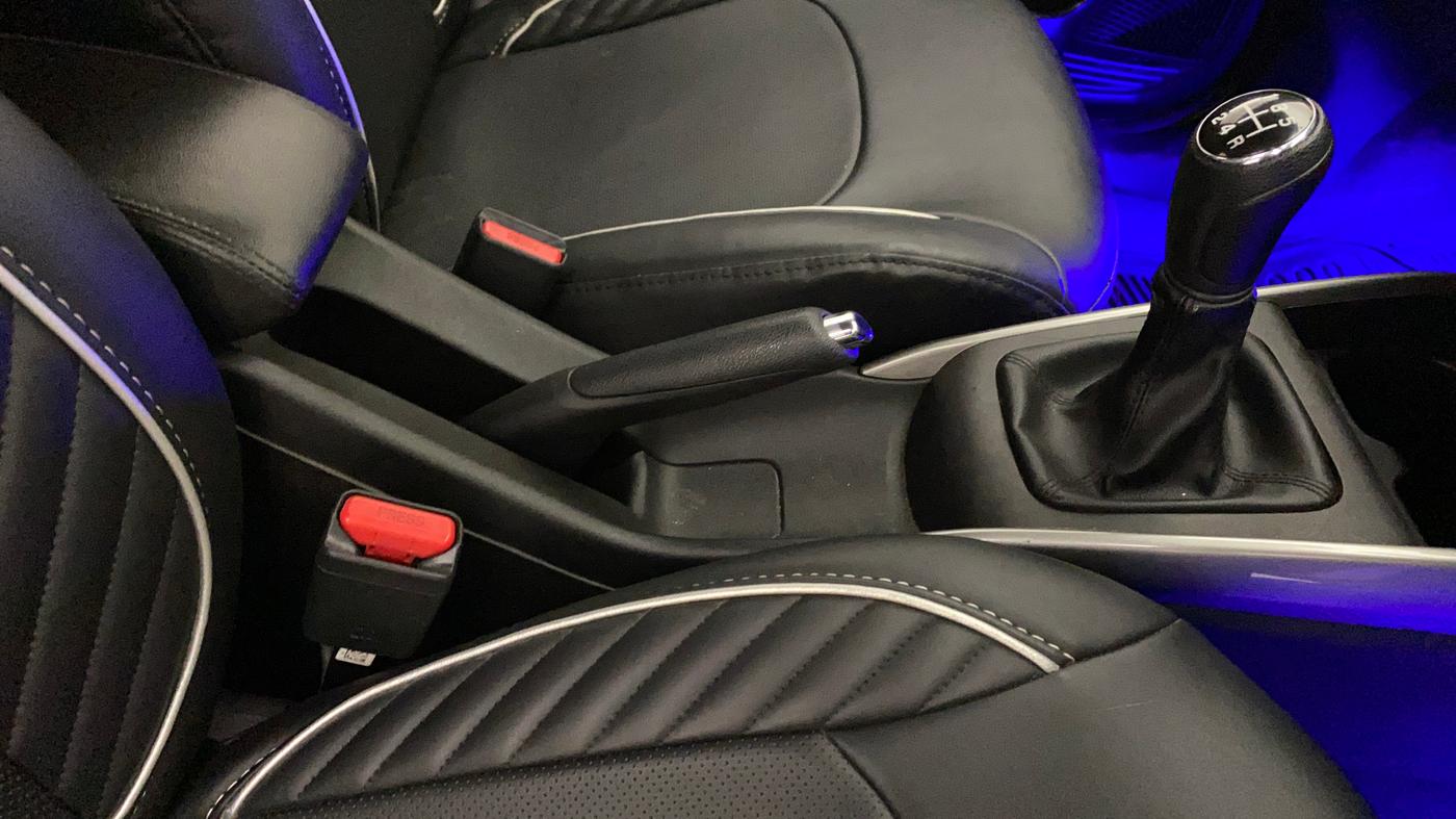 2023 Maruti Baleno ZETA PETROL 1.2, Petrol, Manual, 40,535 km, Gear Lever