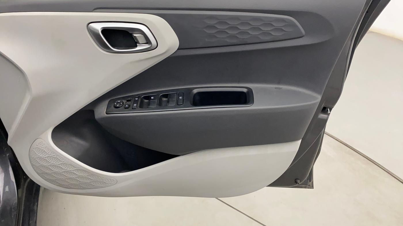 2019 Hyundai GRAND I10 NIOS SPORTZ AMT 1.2 KAPPA VTVT, Petrol, Automatic, 32,975 km, Driver Side Door Panels Control