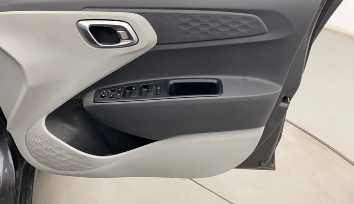 2019 Hyundai GRAND I10 NIOS SPORTZ AMT 1.2 KAPPA VTVT, Petrol, Automatic, 32,975 km, Driver Side Door Panels Control