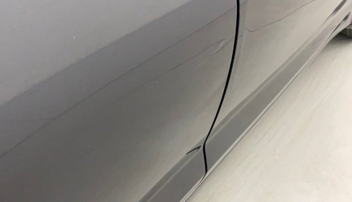 2019 Hyundai GRAND I10 NIOS SPORTZ AMT 1.2 KAPPA VTVT, Petrol, Automatic, 32,975 km, Right rear door - Slightly dented