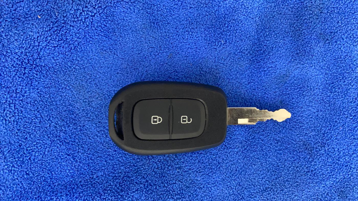 2023 Renault Kwid RXT 1.0 AMT, Petrol, Automatic, 26,446 km, Key Close Up