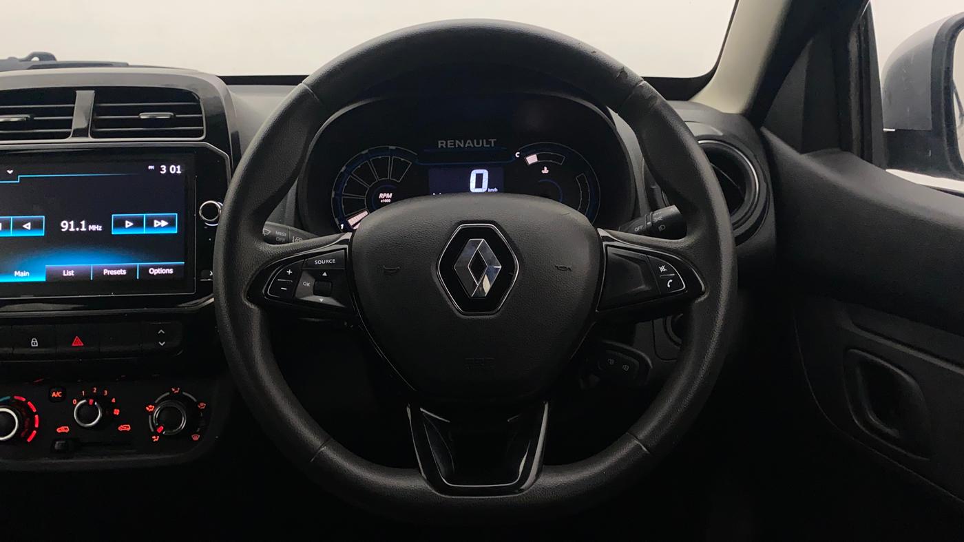 2023 Renault Kwid RXT 1.0 AMT, Petrol, Automatic, 26,446 km, Steering Wheel Close Up