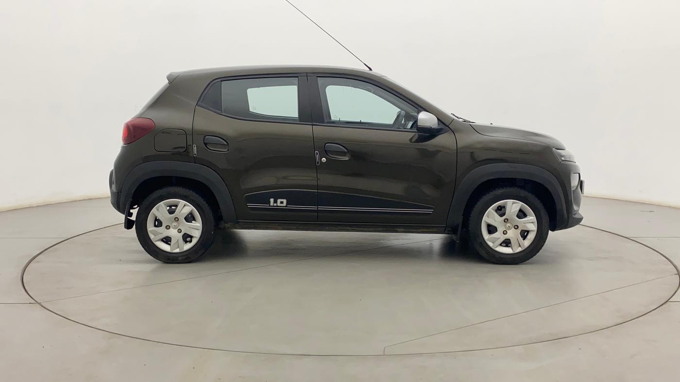 2023 Renault Kwid RXT 1.0 AMT, Petrol, Automatic, 26,446 km, Right Side View
