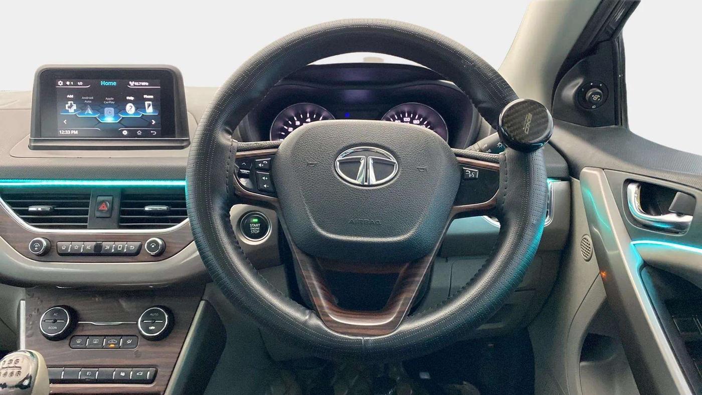 2018 Tata NEXON XZ PLUS PETROL, CNG, Manual, 87,779 km, Steering Wheel Close Up
