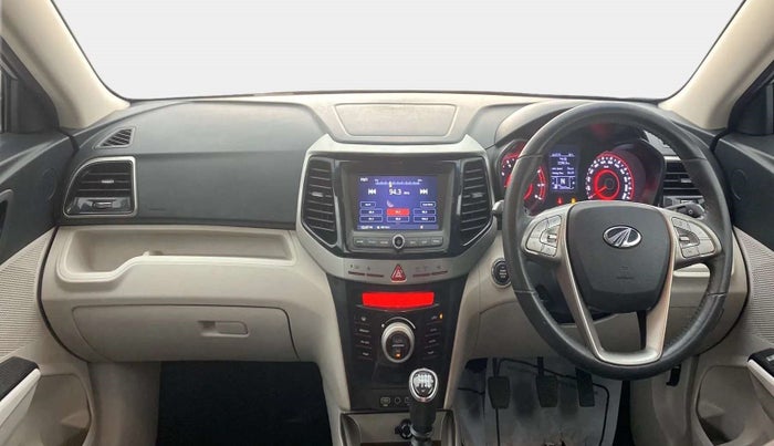 2021 Mahindra XUV300 W8 1.2 PETROL, Petrol, Manual, 33,715 km, Dashboard