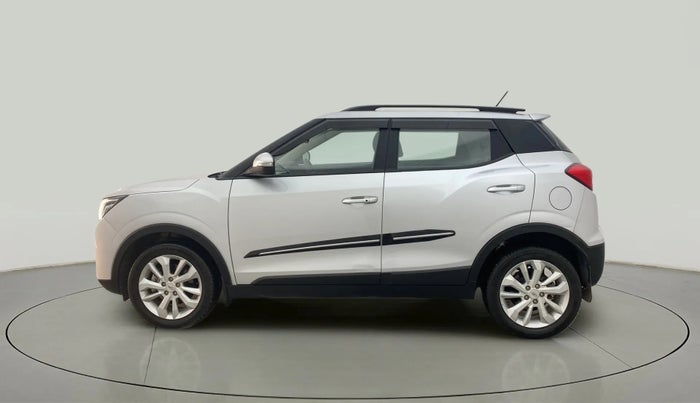 2021 Mahindra XUV300 W8 1.2 PETROL, Petrol, Manual, 33,715 km, Left Side