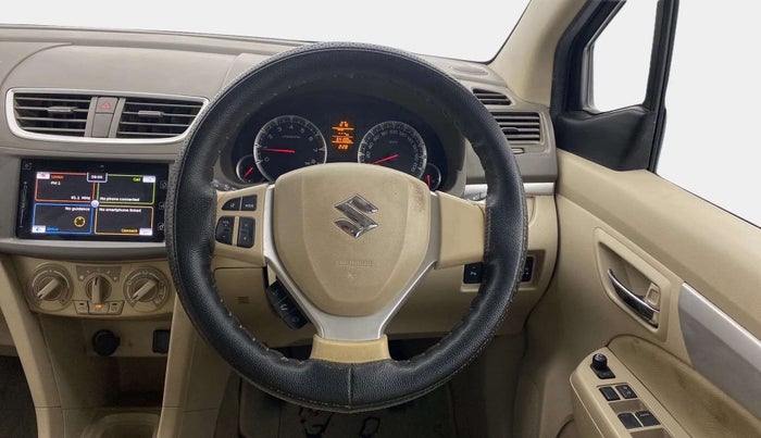 2018 Maruti Ertiga ZXI+ SHVS, CNG, Manual, 64,675 km, Steering Wheel Close Up