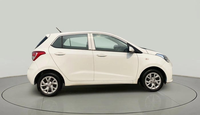 2018 Hyundai Grand i10 MAGNA 1.2 KAPPA VTVT, Petrol, Manual, 11,547 km, Right Side