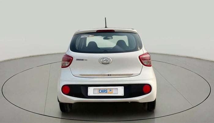 2018 Hyundai Grand i10 MAGNA 1.2 KAPPA VTVT, Petrol, Manual, 11,547 km, Back/Rear