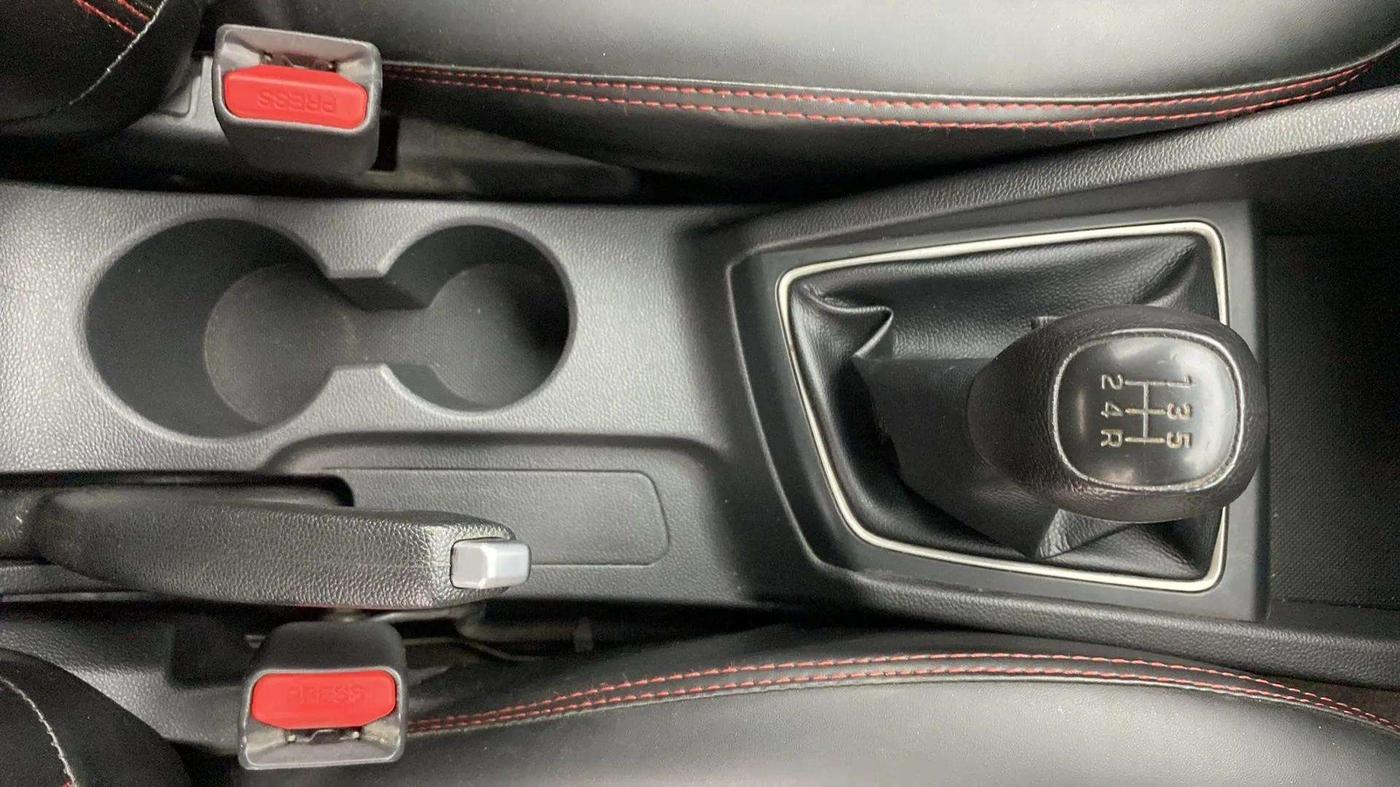 2017 Hyundai Elite i20 ASTA 1.2, Petrol, Manual, 83,510 km, Gear Lever