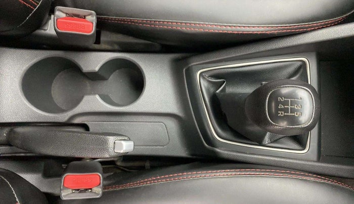 2017 Hyundai Elite i20 ASTA 1.2, Petrol, Manual, 83,510 km, Gear Lever