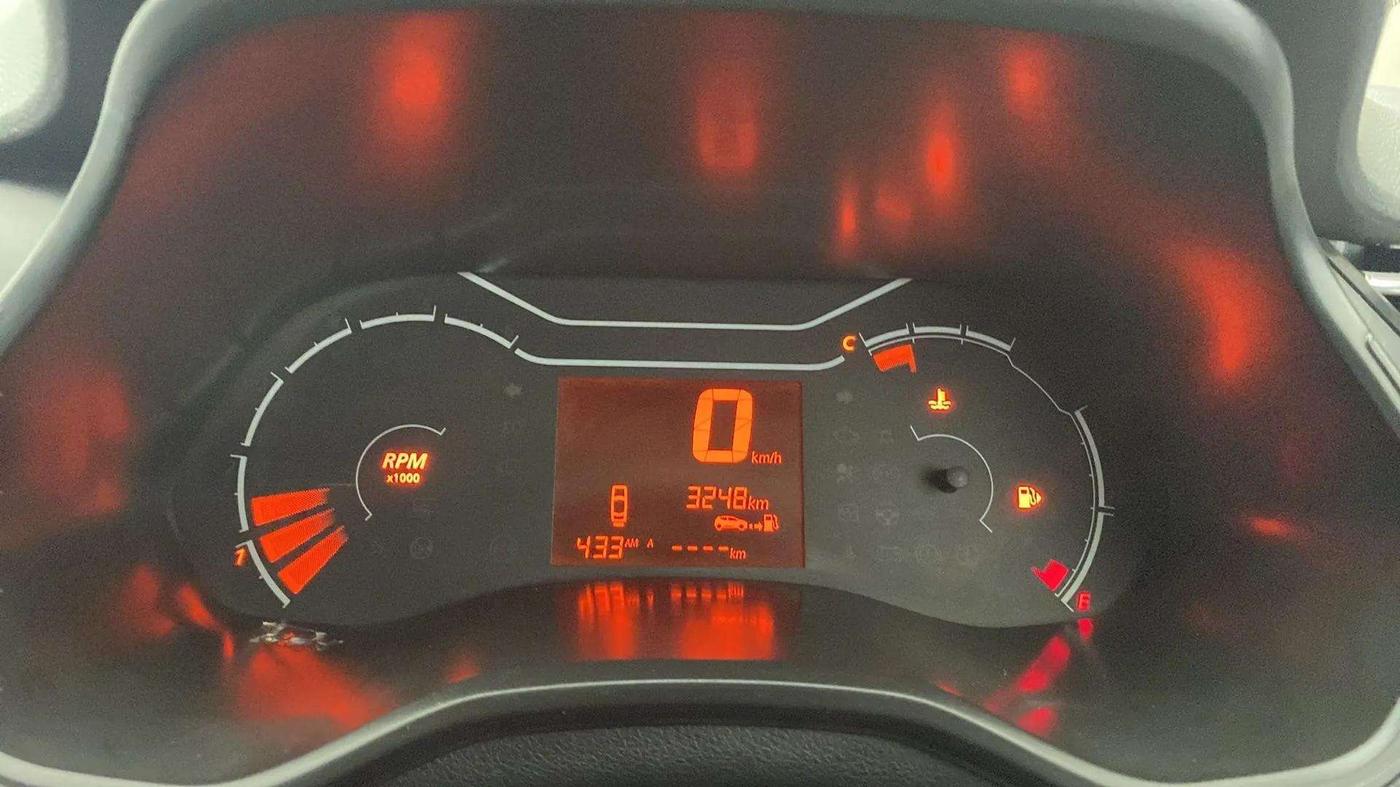 2020 Renault TRIBER RXE MT, Petrol, Manual, 3,607 km, Odometer Image