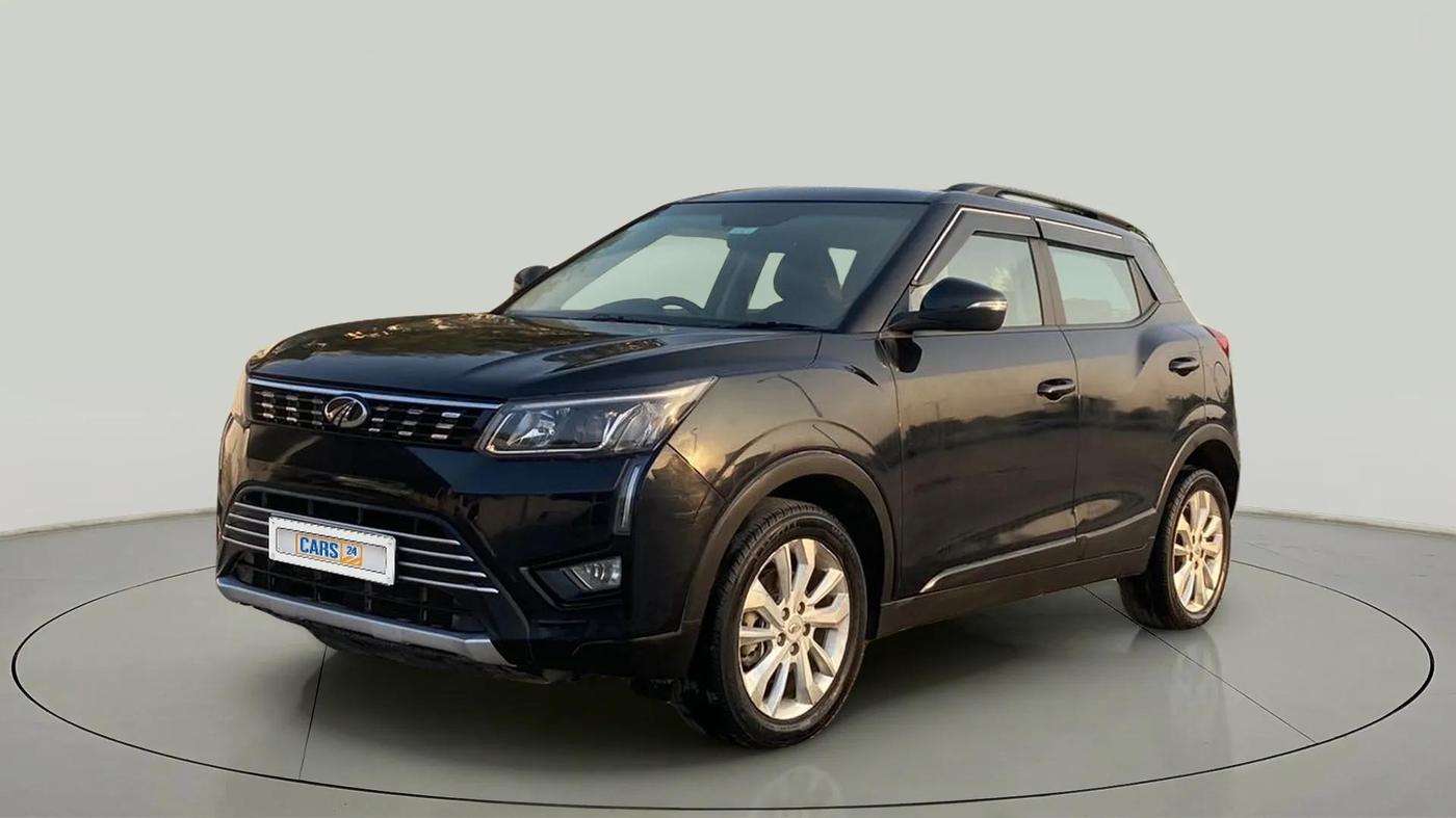 2019 Mahindra XUV300 W8 1.5 DIESEL, Diesel, Manual, 58,286 km, Left Front Diagonal