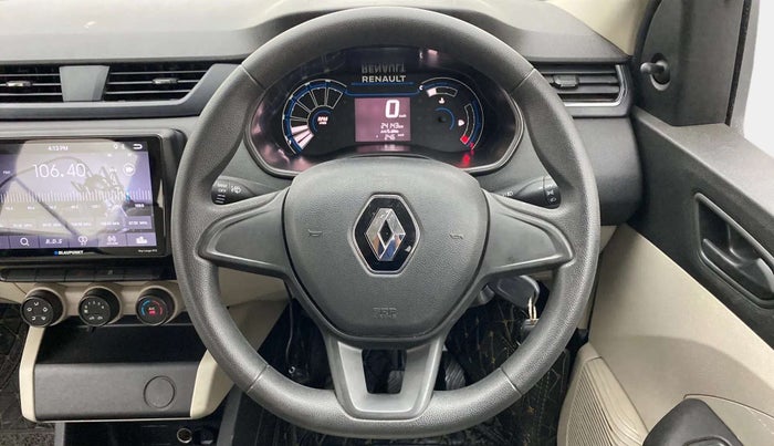 2022 Renault TRIBER RXL MT, Petrol, Manual, 24,111 km, Steering Wheel Close Up