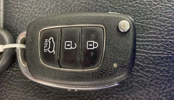 2017 Hyundai Elite i20 SPORTZ 1.2, Petrol, Manual, 28,396 km, Key Close Up