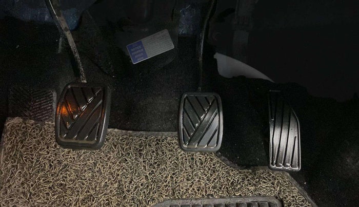 2019 Maruti Baleno ZETA PETROL 1.2, Petrol, Manual, 24,522 km, Pedals