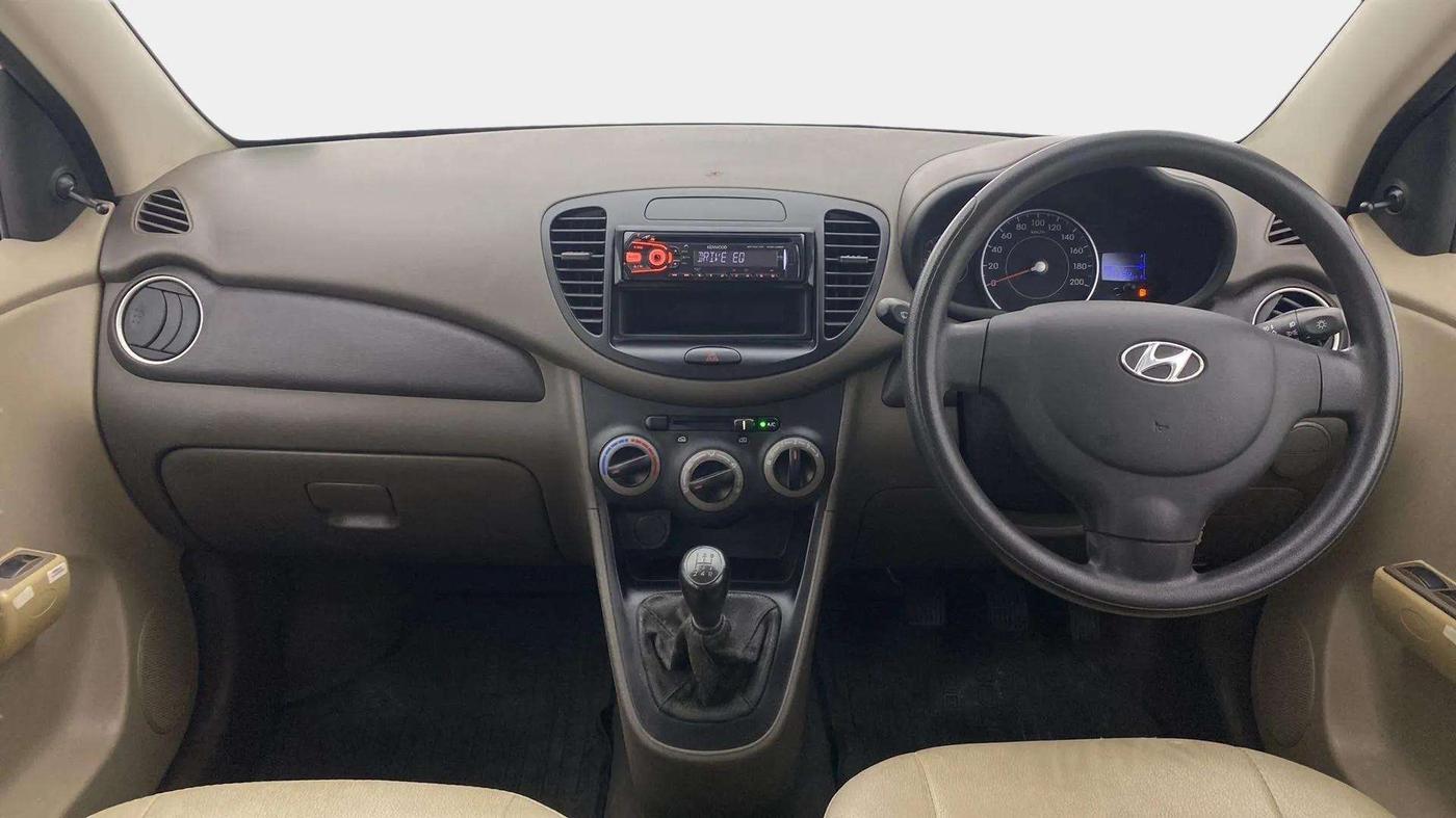 2015 Hyundai i10 ERA 1.1, Petrol, Manual, 47,150 km, Dashboard