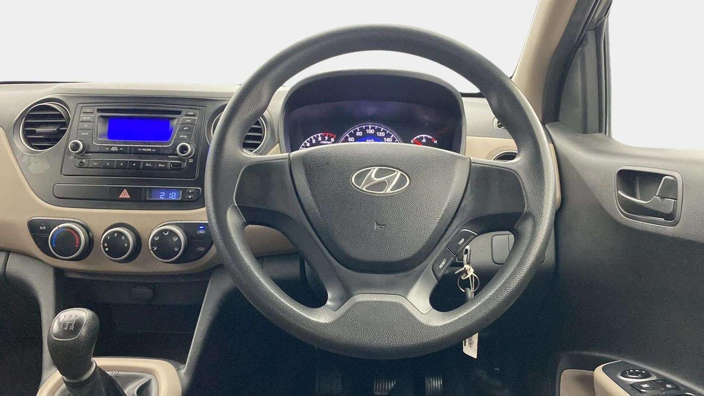 2015 Hyundai Grand i10 MAGNA 1.2 KAPPA VTVT, Petrol, Manual, 97,154 km, Steering Wheel Close Up