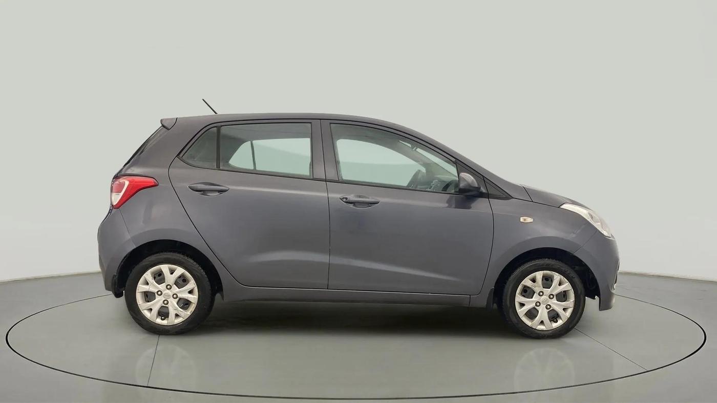 2015 Hyundai Grand i10 MAGNA 1.2 KAPPA VTVT, Petrol, Manual, 97,154 km, Right Side View
