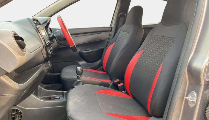 2017 Renault Kwid RXT 0.8, Petrol, Manual, 69,773 km, Right Side Front Door Cabin