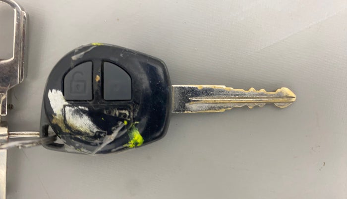 2013 Maruti Swift Dzire ZDI, Diesel, Manual, 1,21,170 km, Key Close Up