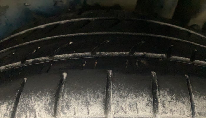 2013 Maruti Swift Dzire ZDI, Diesel, Manual, 1,21,170 km, Left Rear Tyre Tread