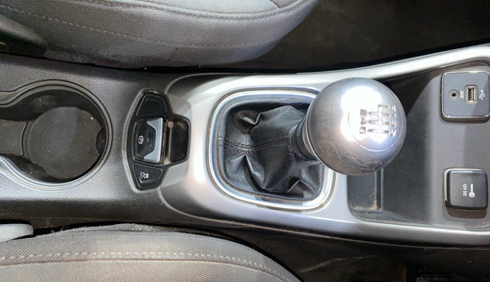 2017 Jeep Compass SPORT 2.0 DIESEL, Diesel, Manual, 67,477 km, Gear Lever