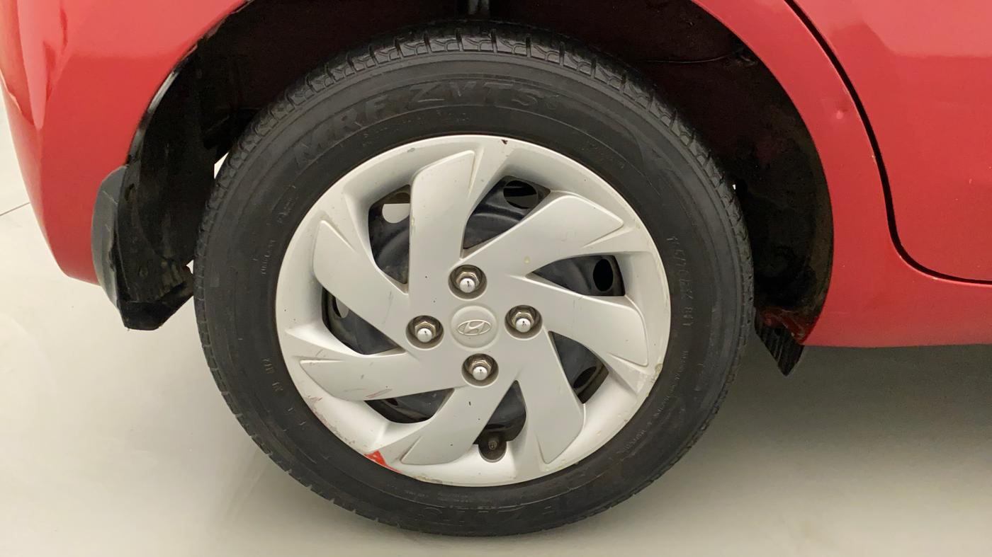 2018 Hyundai NEW SANTRO SPORTZ CNG, CNG, Manual, 49,258 km, Right Rear Wheel