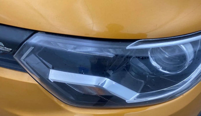 2019 Renault TRIBER RXL MT, Petrol, Manual, 37,725 km, Left headlight - Minor scratches