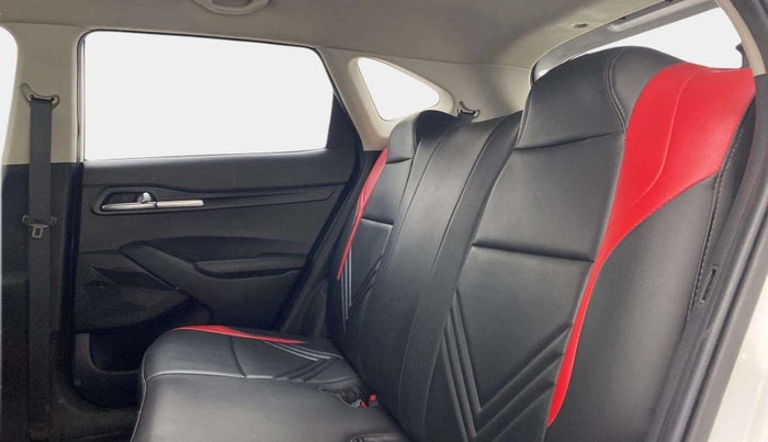 2021 KIA SELTOS HTK 1.5 PETROL, Petrol, Manual, 28,681 km, Right Side Rear Door Cabin