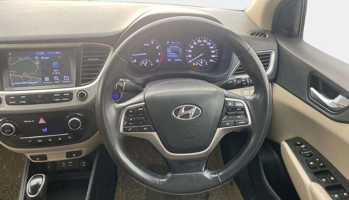 2018 Hyundai Verna 1.6 VTVT SX (O) AT, Petrol, Automatic, 56,621 km, Steering Wheel Close Up