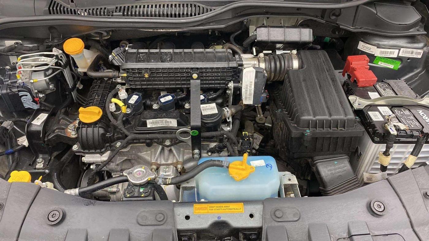 2023 Tata ALTROZ XE PETROL, Petrol, Manual, 13,063 km, Open Bonet