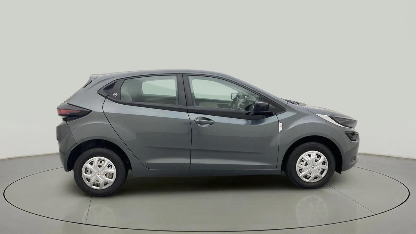2023 Tata ALTROZ XE PETROL, Petrol, Manual, 13,063 km, Right Side View