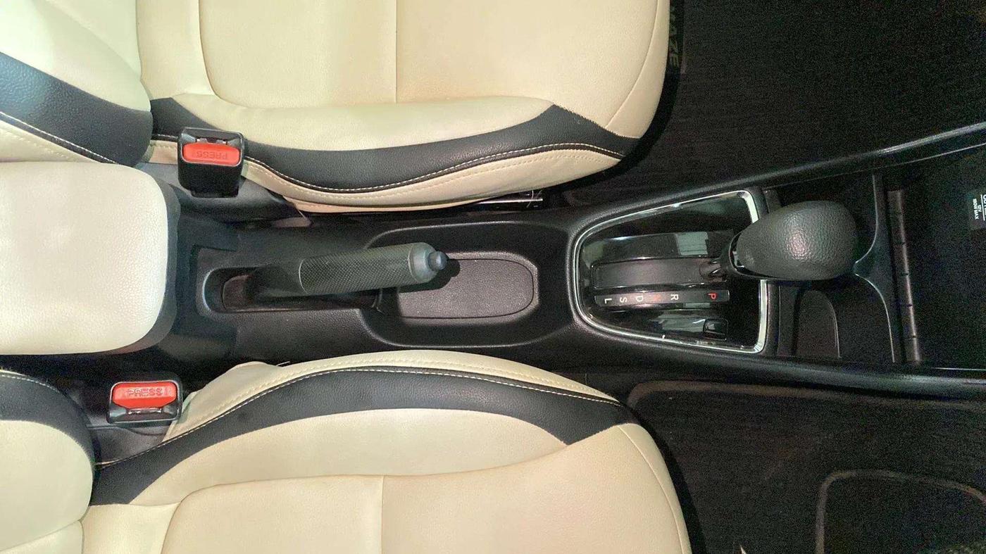 2019 Honda Amaze 1.2L I-VTEC S CVT, Petrol, Automatic, 32,961 km, Gear Lever