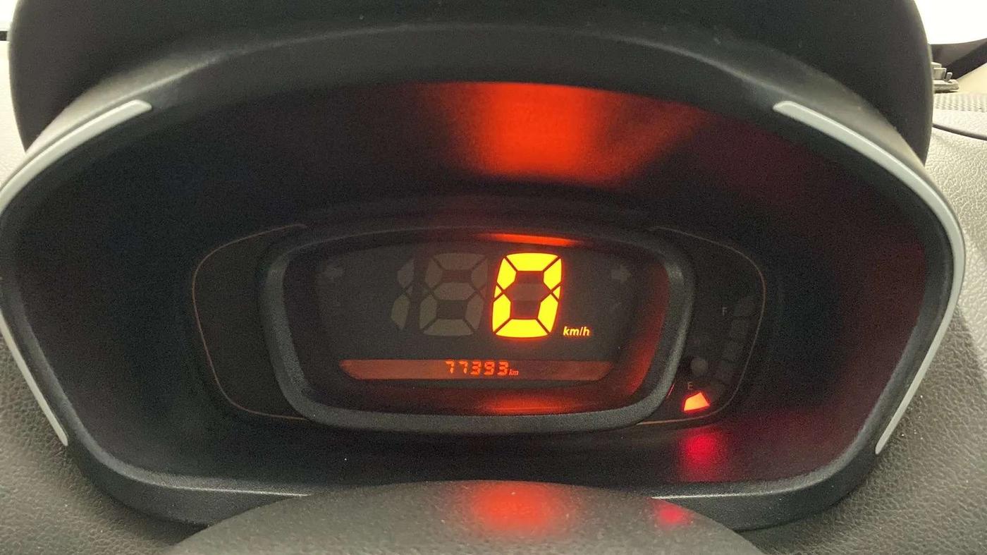 2017 Renault Kwid RXL 1.0, Petrol, Manual, 77,431 km, Odometer Image