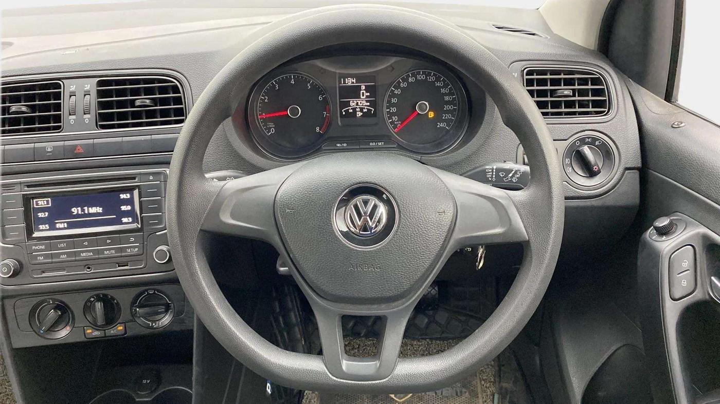2018 Volkswagen Polo COMFORTLINE 1.0L MPI, Petrol, Manual, 62,674 km, Steering Wheel Close Up