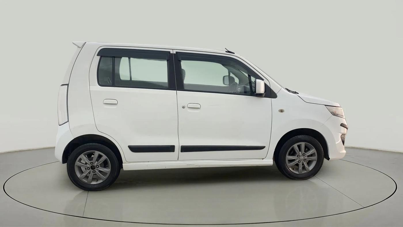 2015 Maruti Wagon R Stingray VXI, Petrol, Manual, 64,872 km, Right Side