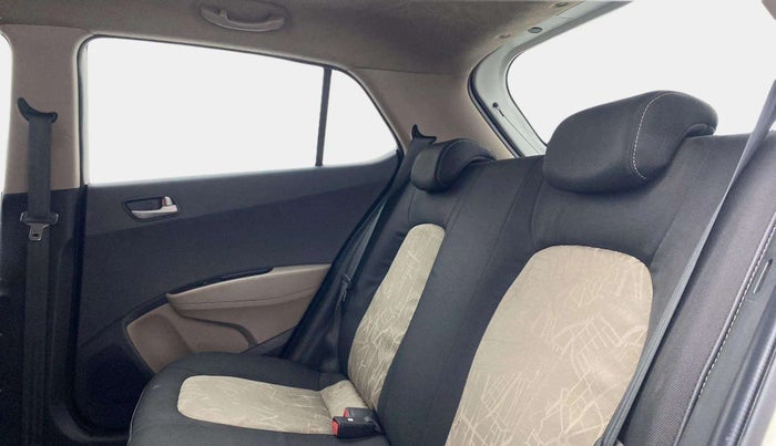 2015 Hyundai Grand i10 ASTA 1.2 KAPPA VTVT, Petrol, Manual, 71,853 km, Right Side Rear Door Cabin