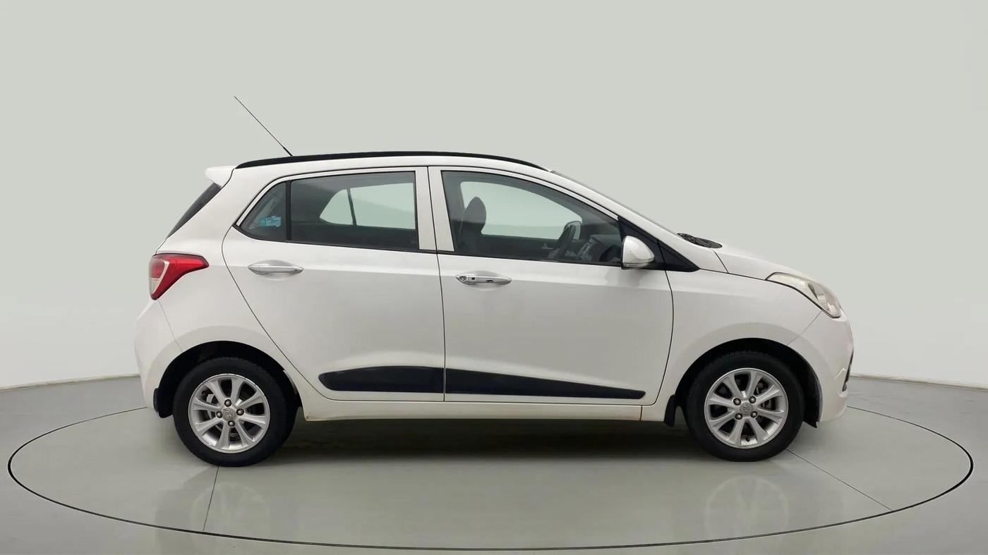 2015 Hyundai Grand i10 ASTA 1.2 KAPPA VTVT, Petrol, Manual, 71,853 km, Right Side View